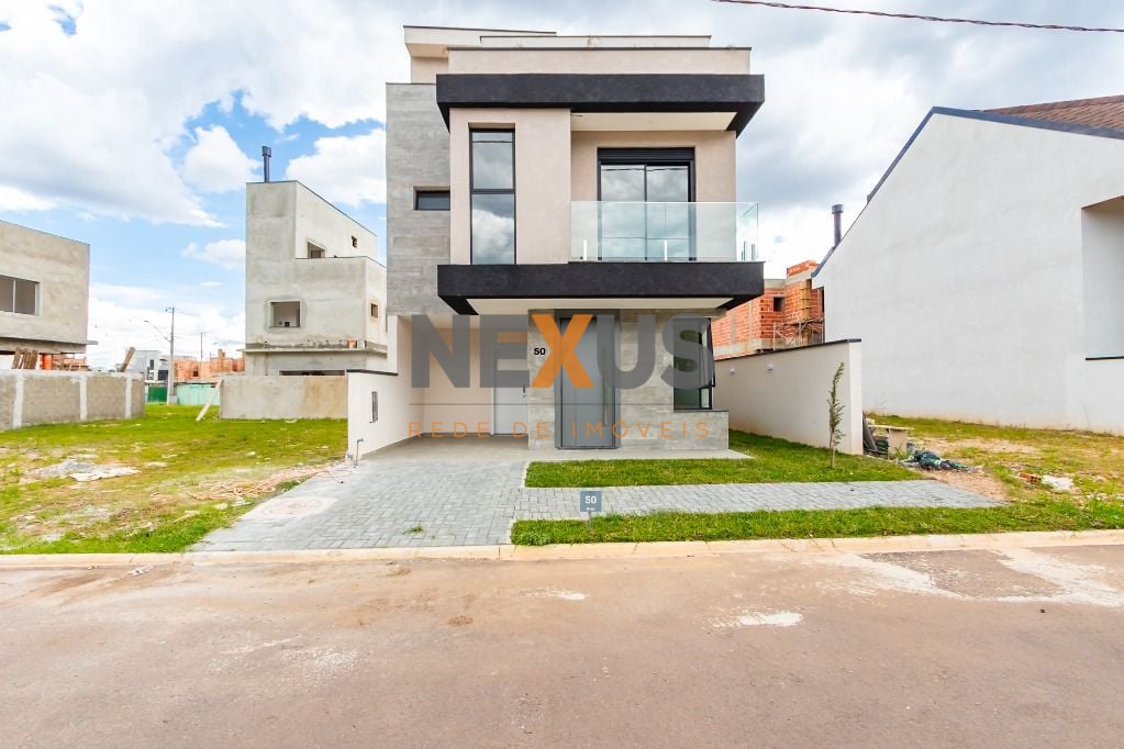 Casa com 3 suites , 204 m  por R  1.290.000,00 - Santa Cândida...