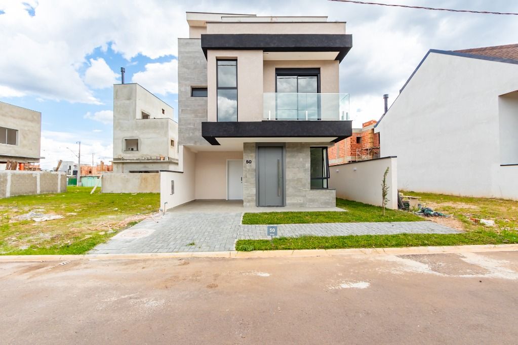 Casa com 3 suites , 204 m  por R  1.290.000,00 - Santa Cândida...