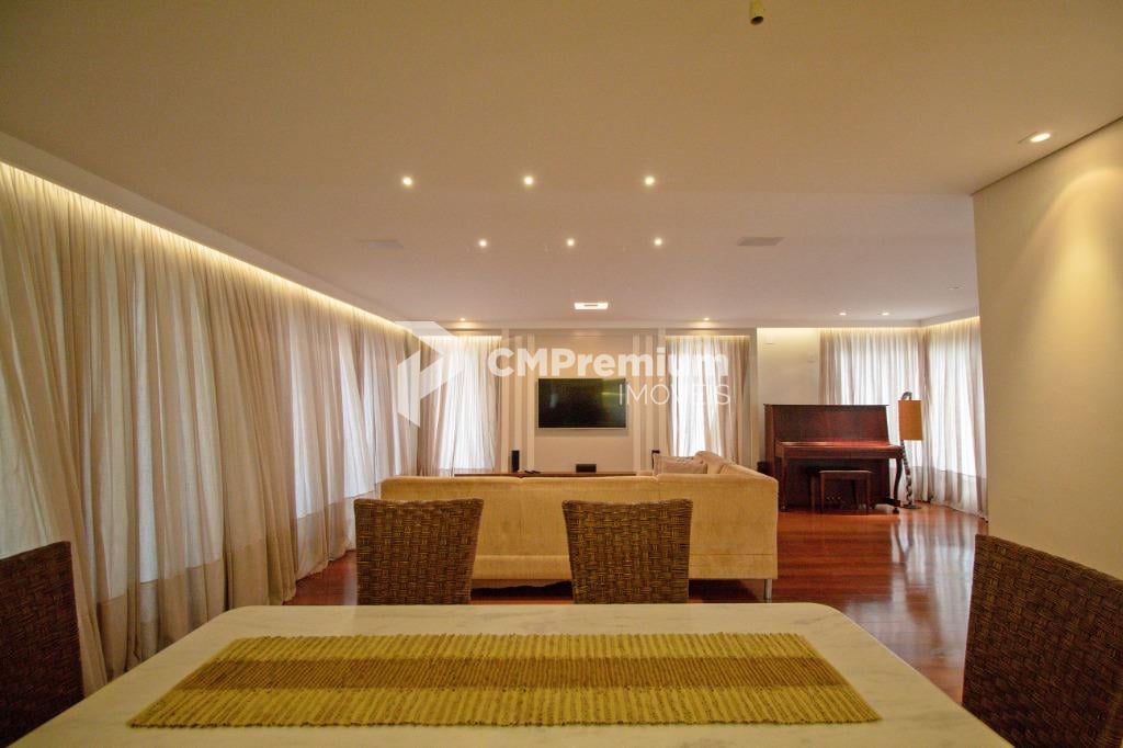 Casa com 4 dormitórios à venda, 427 m  por R  3.350.000,00 - A...