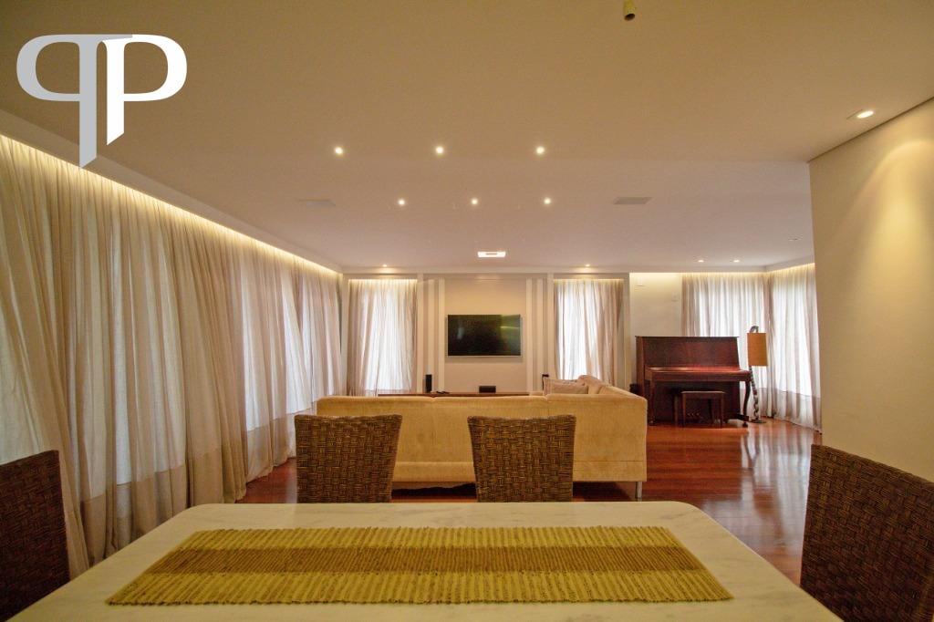 Casa com 4 dormitórios à venda, 427 m  por R  3.350.000,00 - A...