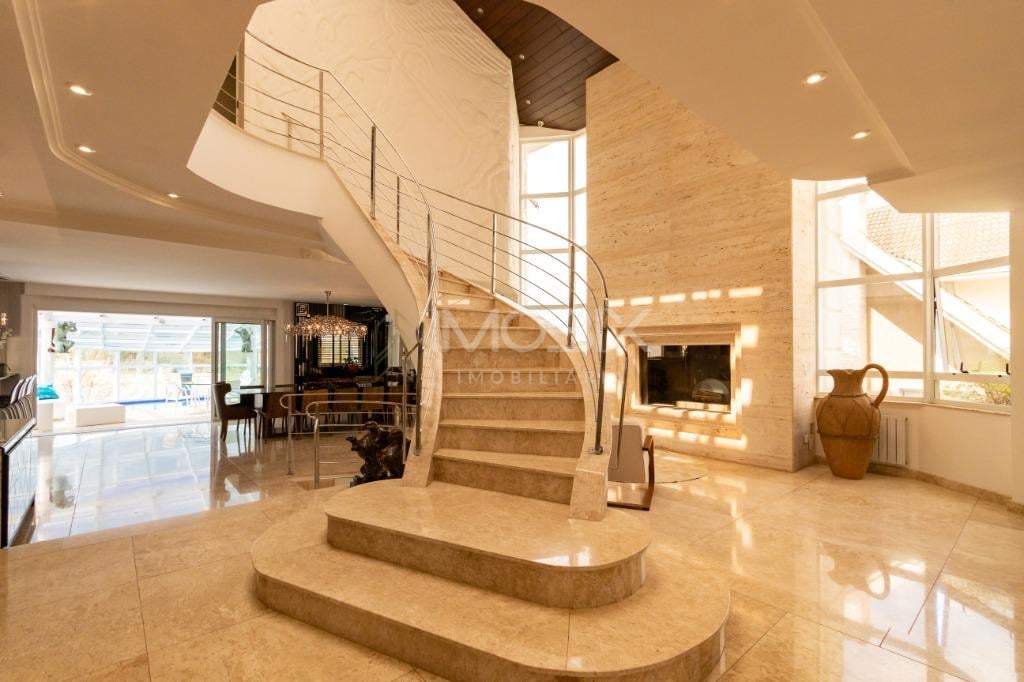 Casa com 4 dormitórios à venda, 700 m  por R  7.300.000,00 - A...
