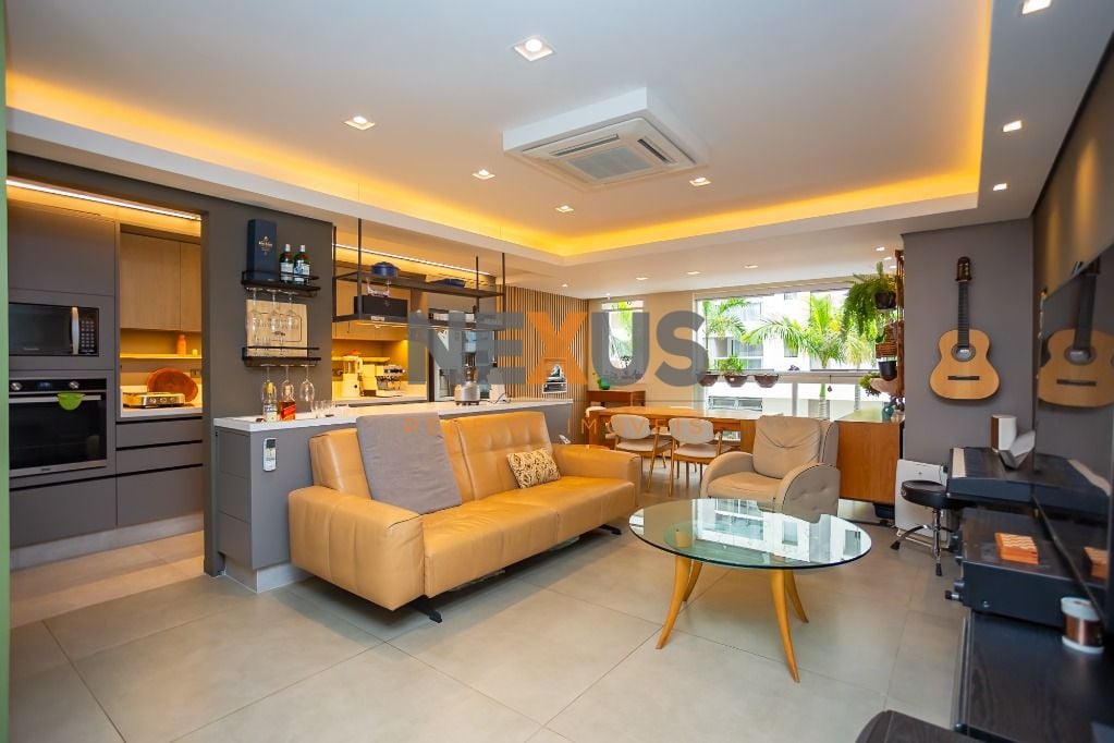 Apartamento clube no Rebouças