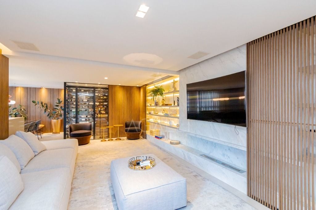 Apartamento com 3 dormitórios à venda, 142 m  por R  2.330.000...