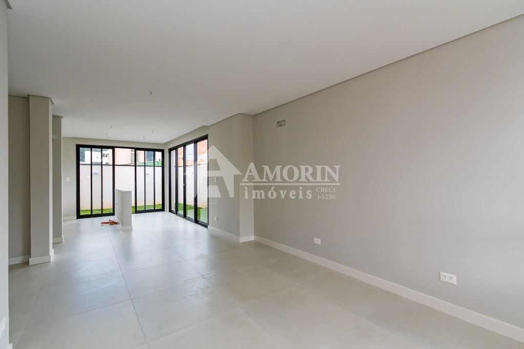 Casa com 3 suites , 204 m  por R  1.290.000,00 - Santa Cândida...