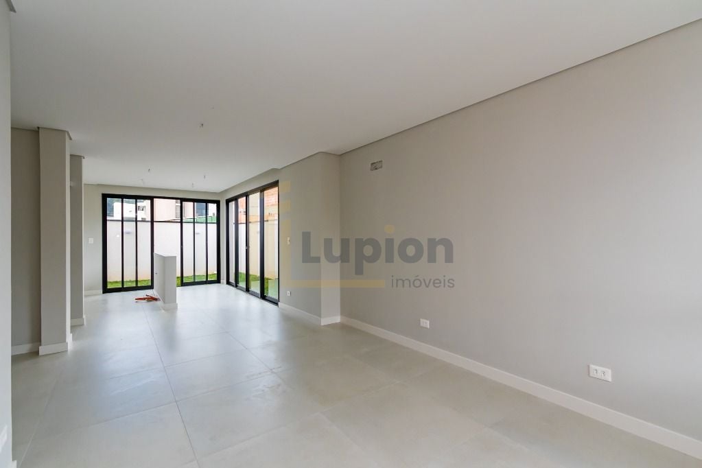 Casa com 3 suites , 204 m  por R  1.290.000,00 - Santa Cândida...