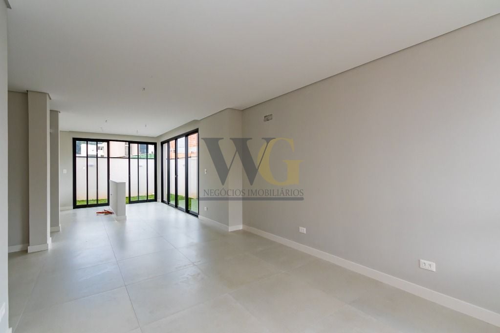 Casa com 3 suites , 204 m  por R  1.290.000,00 - Santa Cândida...