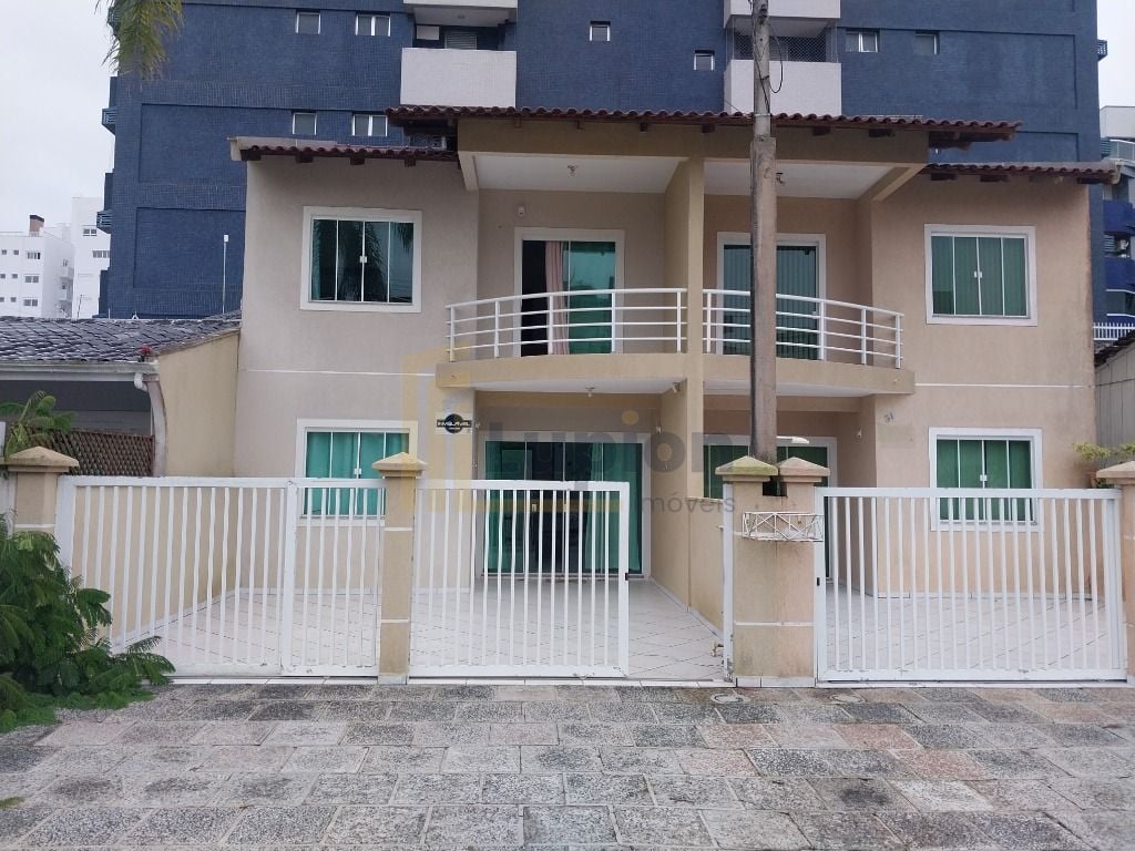 Sobrado com 3 dormitórios à venda, 97 m  por R  849.900,00 - C...