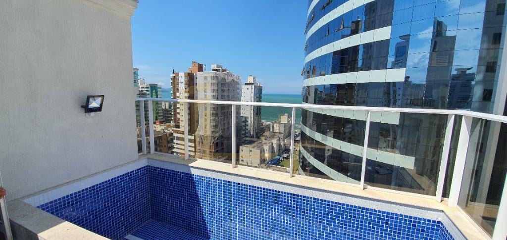 Cobertura com 4 dormitórios à venda, 285.00 m , meia praia, IT...