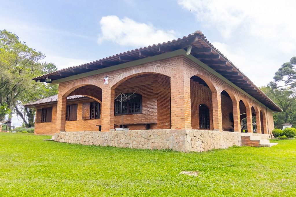 Chácara com 4 dormitórios à venda, 50496 m  por R  5.250.000,0...