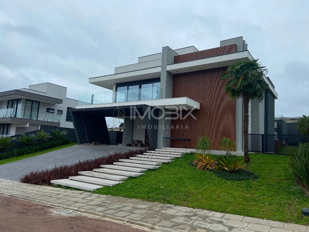 Casa com 4 dormitórios à venda, 650 m  por R  5.000.000,00 - J...
