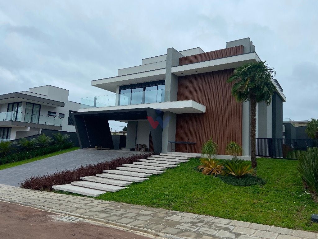 Casa com 4 dormitórios à venda, 650 m  por R  5.000.000,00 - J...