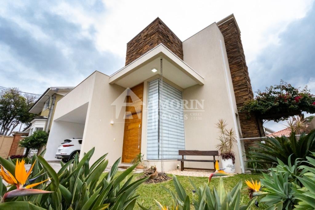 Casa com 4 dormitórios à venda,387.50 m , Santa Felicidade, CU...