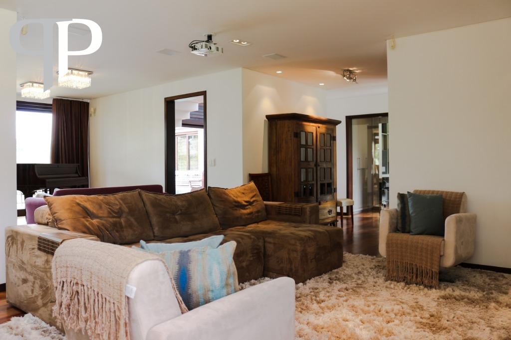 Casa com 4 dormitórios à venda, 420 m  por R  5.501.000,00 - A...