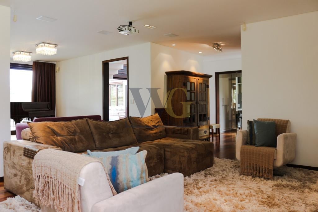 Casa com 4 dormitórios à venda, 420 m  por R  5.501.000,00 - A...