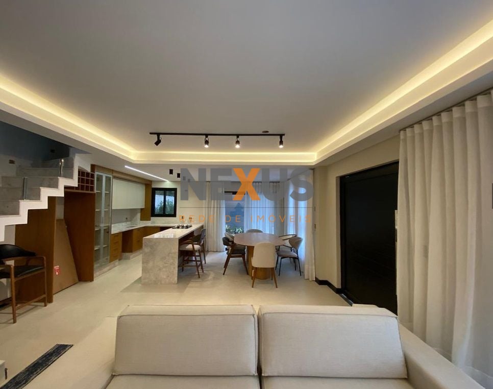 Casa em condominio fechado  3 dormitórios 178 m  - Santo Ináci...