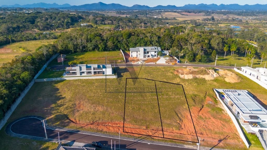 Terreno à venda, 1000 m  por R  750.000,00 - Jardim Amélia - P...