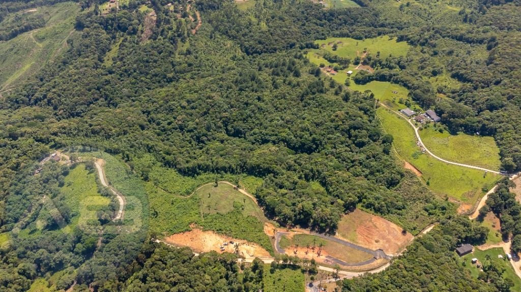 Chácara com 1 dormitório à venda, 20000 m  por R  549.000,00 -...