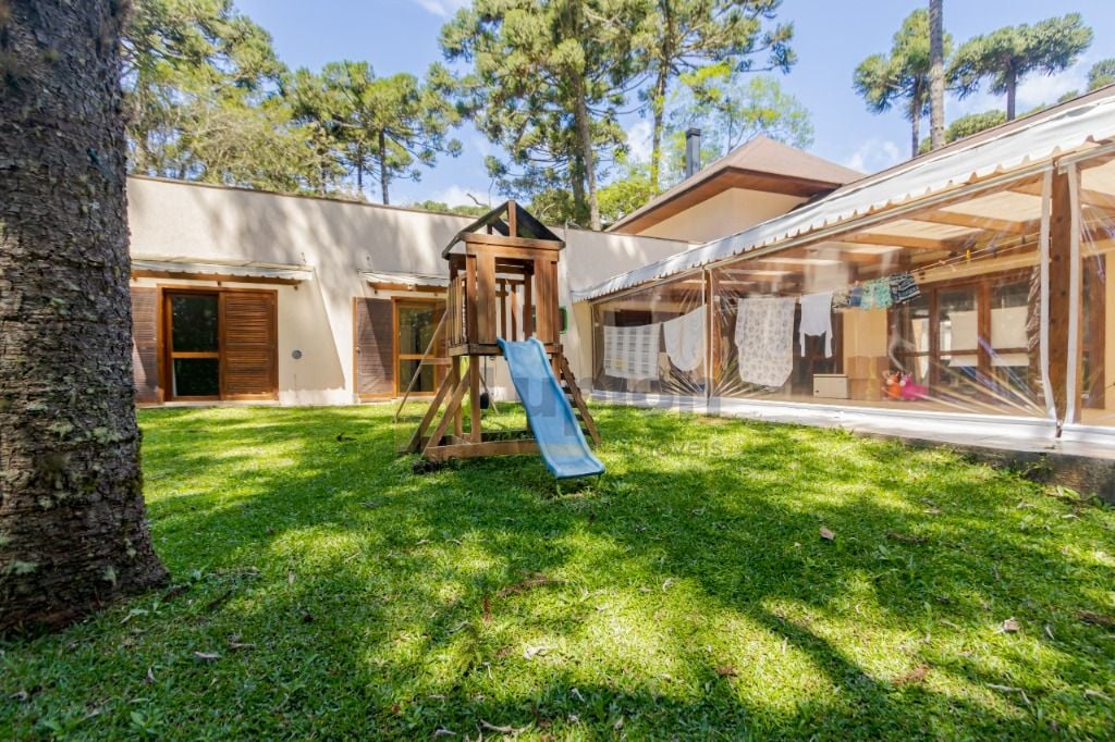 Casa com 4 dormitórios à venda, 400 m  por R  1.979.900,00 - J...