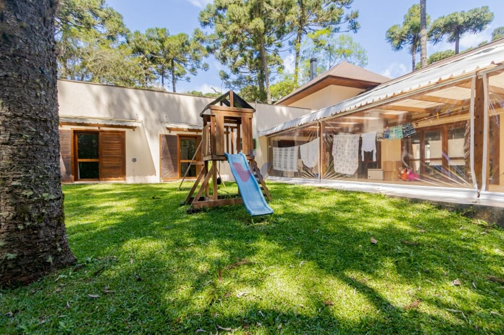 Casa com 4 dormitórios à venda, 400 m  por R  1.979.900,00 - J...