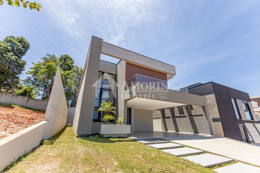 Linda casa no melhor condomínio de Campo Largo 4 dormitórios, ...