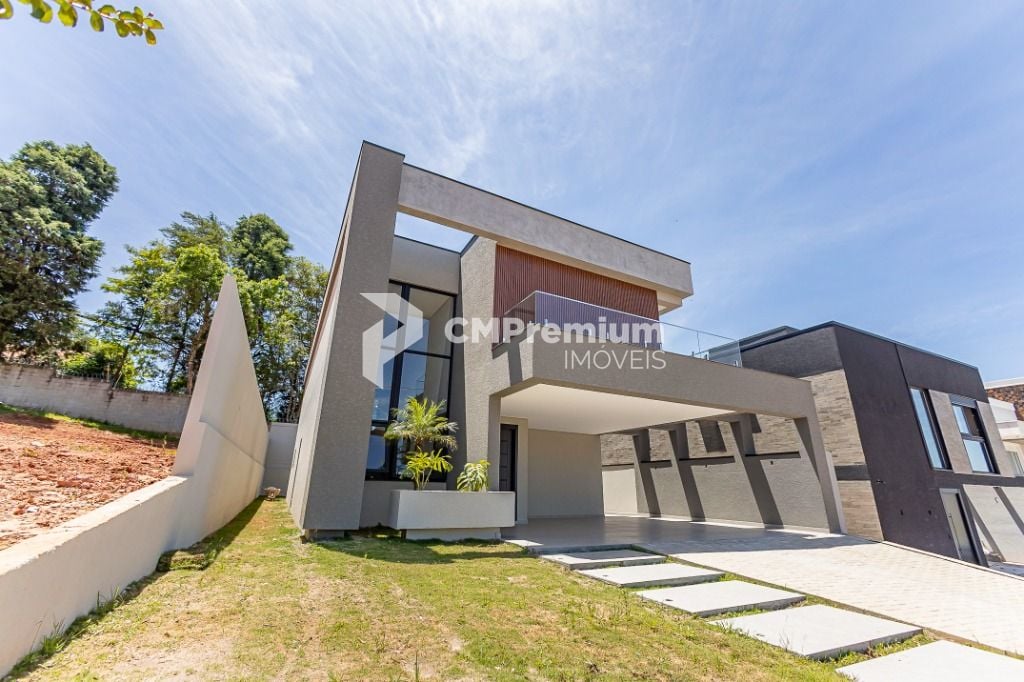 Linda casa no melhor condomínio de Campo Largo 4 dormitórios, ...