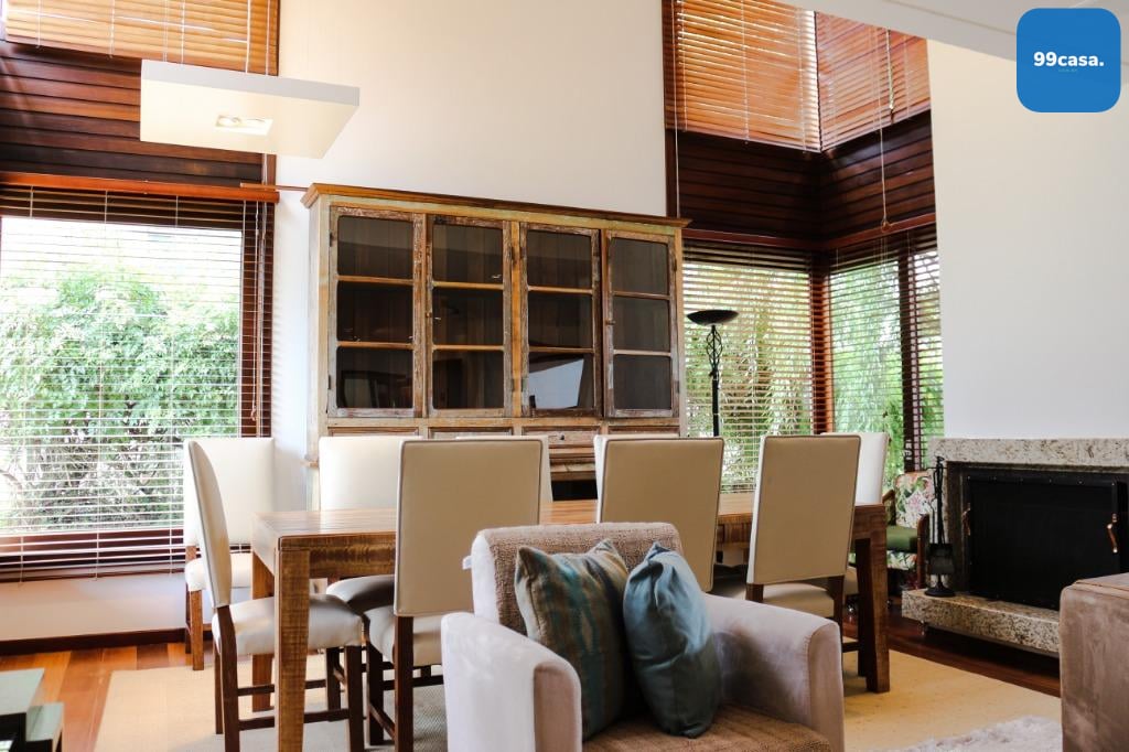 Casa com 4 dormitórios à venda, 420 m  por R  5.501.000,00 - A...