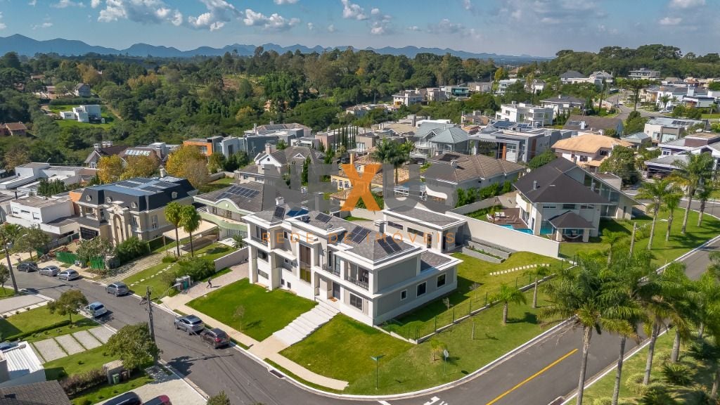 Casa com 4 dormitórios à venda, 596 m  por R  9.500.000,00 - A...