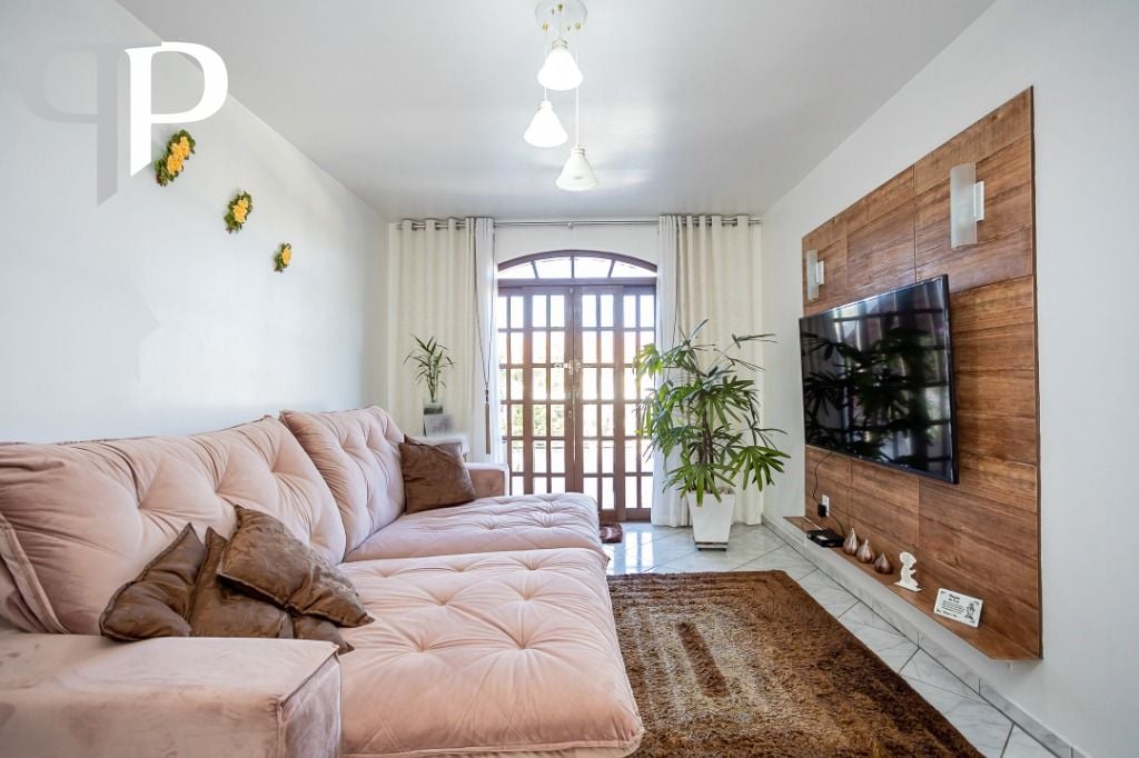 Sobrado com 5 dormitórios à venda,363.00 m , SAO JOSE DOS PINH...