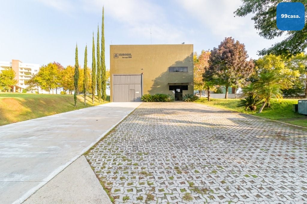 Prédio, barrcão à venda, com 530 m2 costruídos com 2 terrenos,...