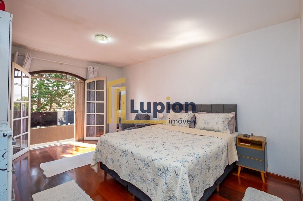 Casa com 3 dormitórios à venda, 122 m  por R  560.000,00 - Atu...
