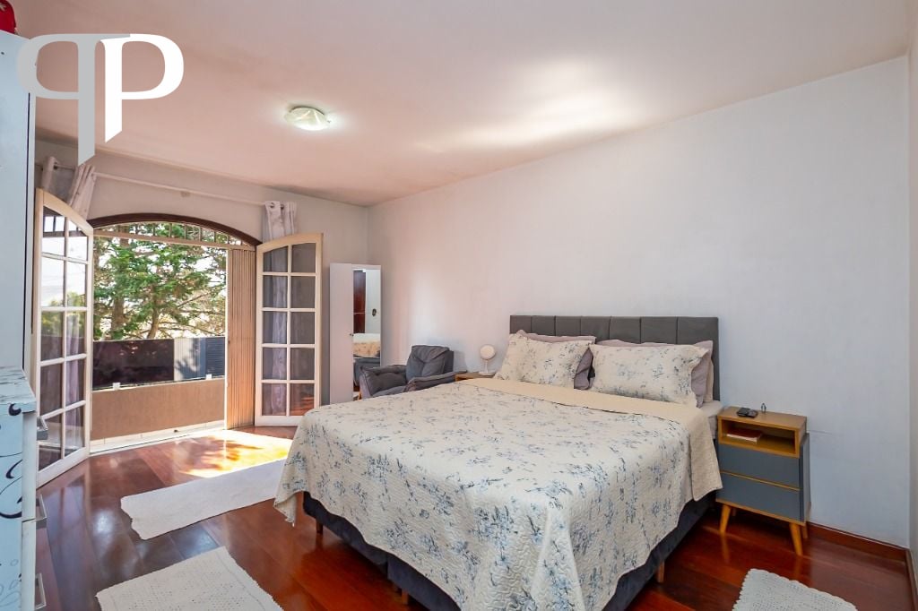 Casa com 3 dormitórios à venda, 122 m  por R  560.000,00 - Atu...