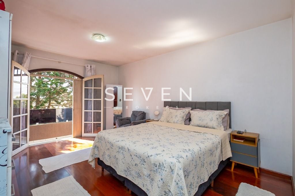 Casa com 3 dormitórios à venda, 122 m  por R  560.000,00 - Atu...