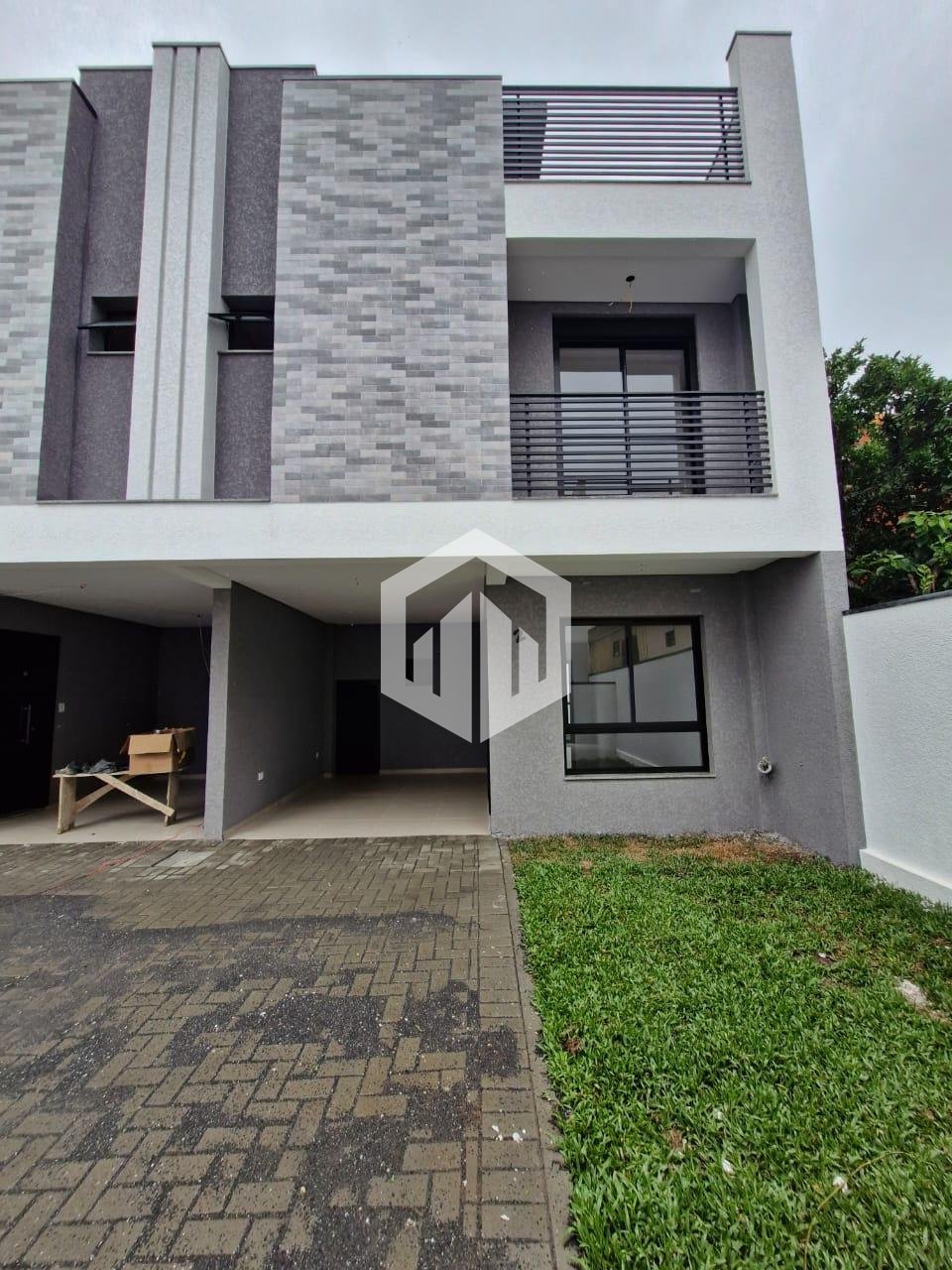 Sobrado à venda - Triplex 127m  - R  699.000,00 - Uberaba, CUR...
