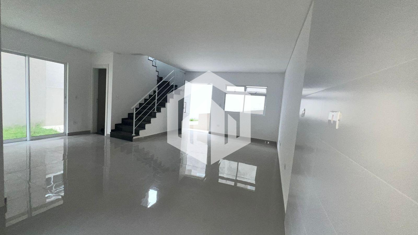 Sobrado à venda - Triplex 120m  - R  660.000,00 -  Xaxim, CURI...