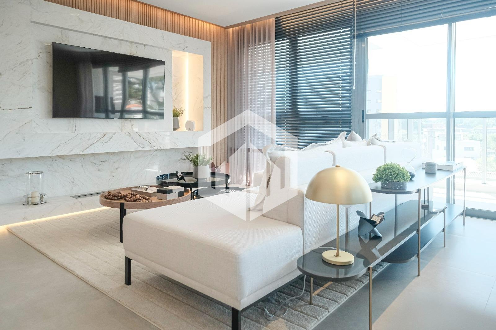 Apartamento com 3 dormitórios à venda  - 114m  - R  1.748.374,...