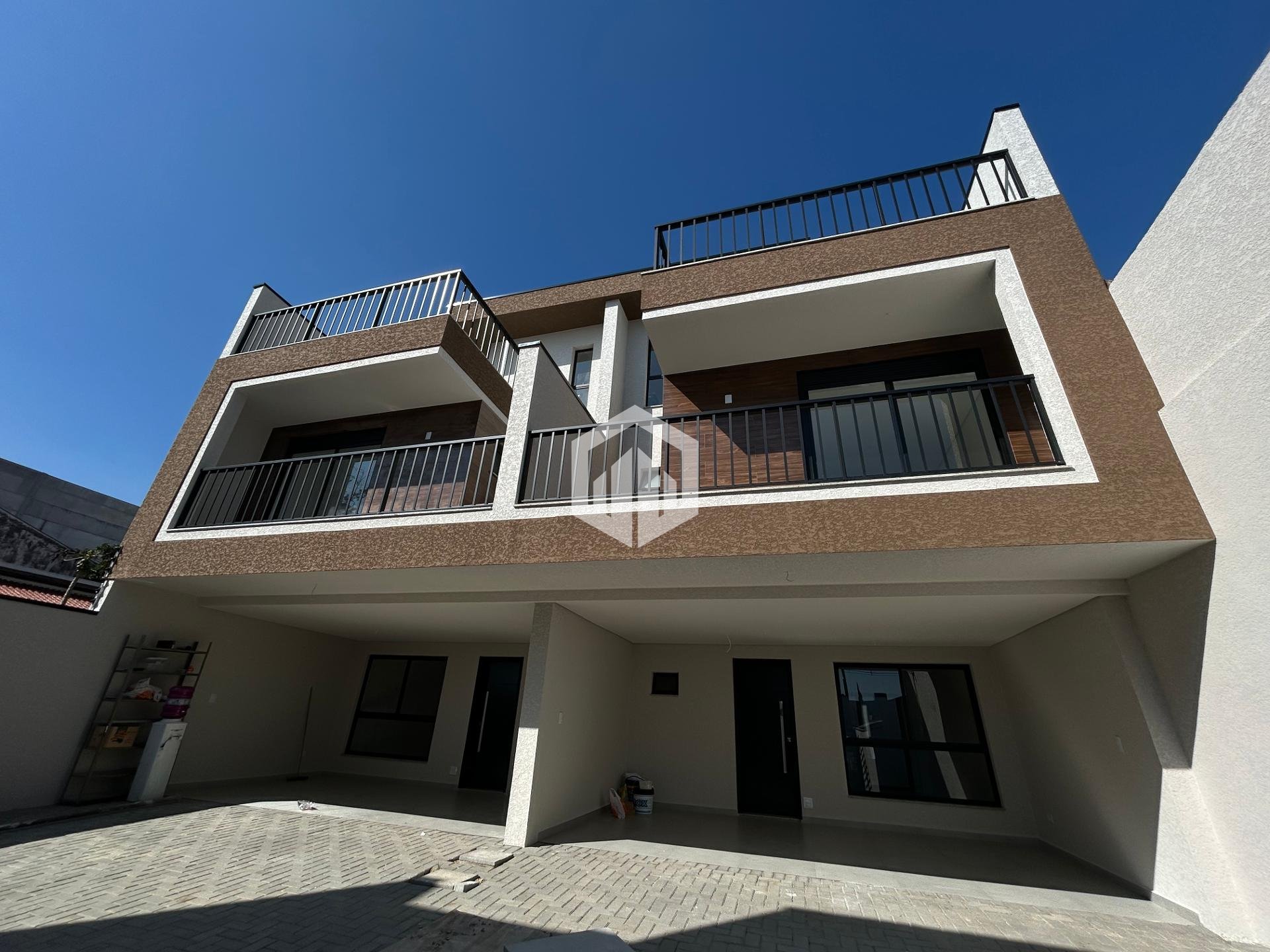 Sobrados à venda - Triplex, 3 quartos - Guabirotuba, CURITIBA ...