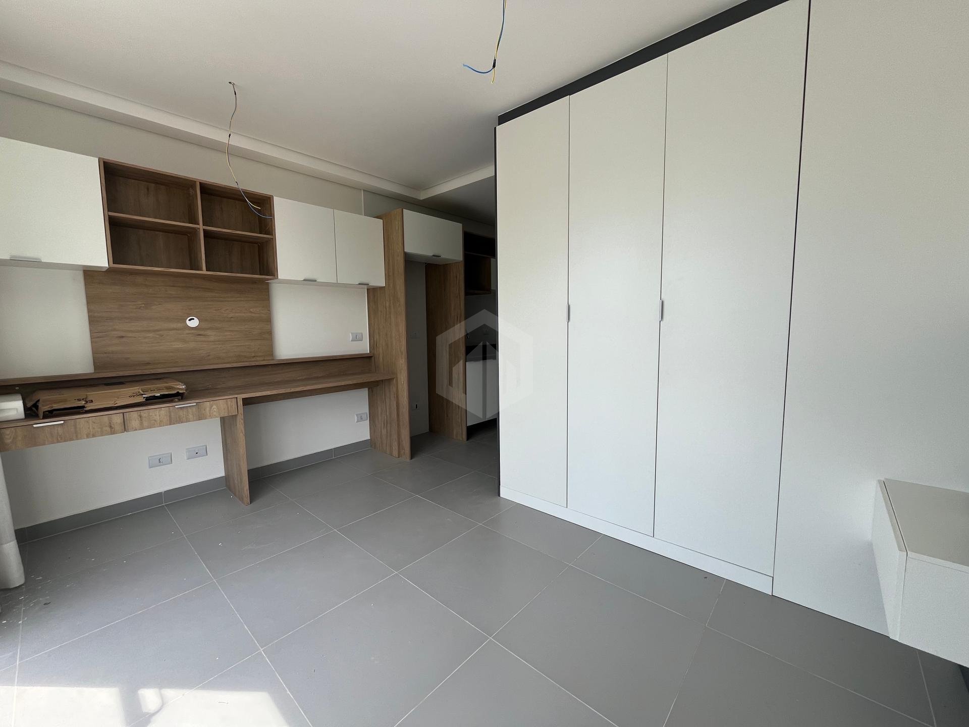 Apartamento à venda, Cajuru, CURITIBA - PR
