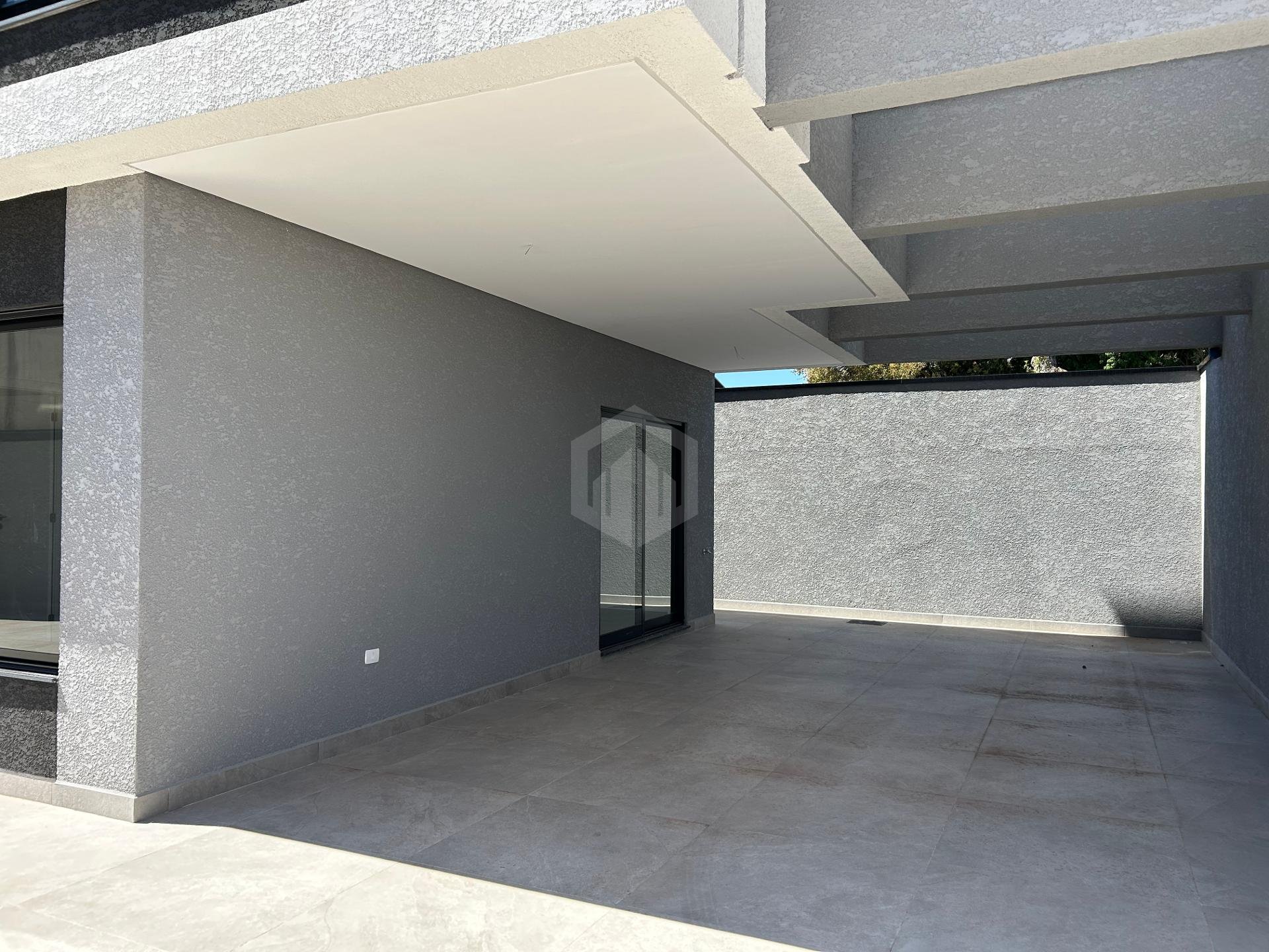 Sobrados à venda - Triplex, 3 dormitórios - Vista Alegre, CURI...