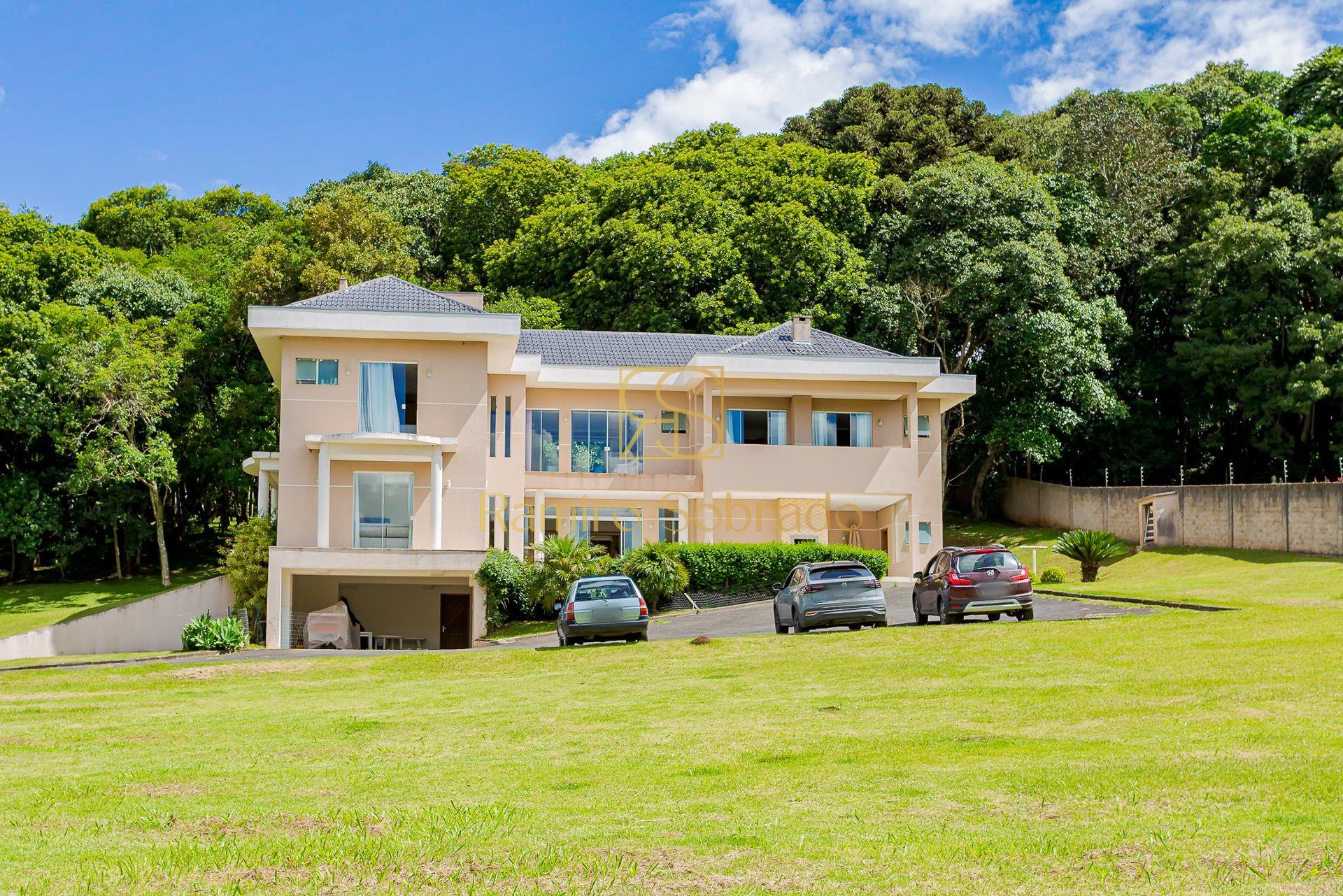 RESIDENCIA BELISSIMA - CHACARA DENTRO DE CURITIBA? 10.890M  DE...