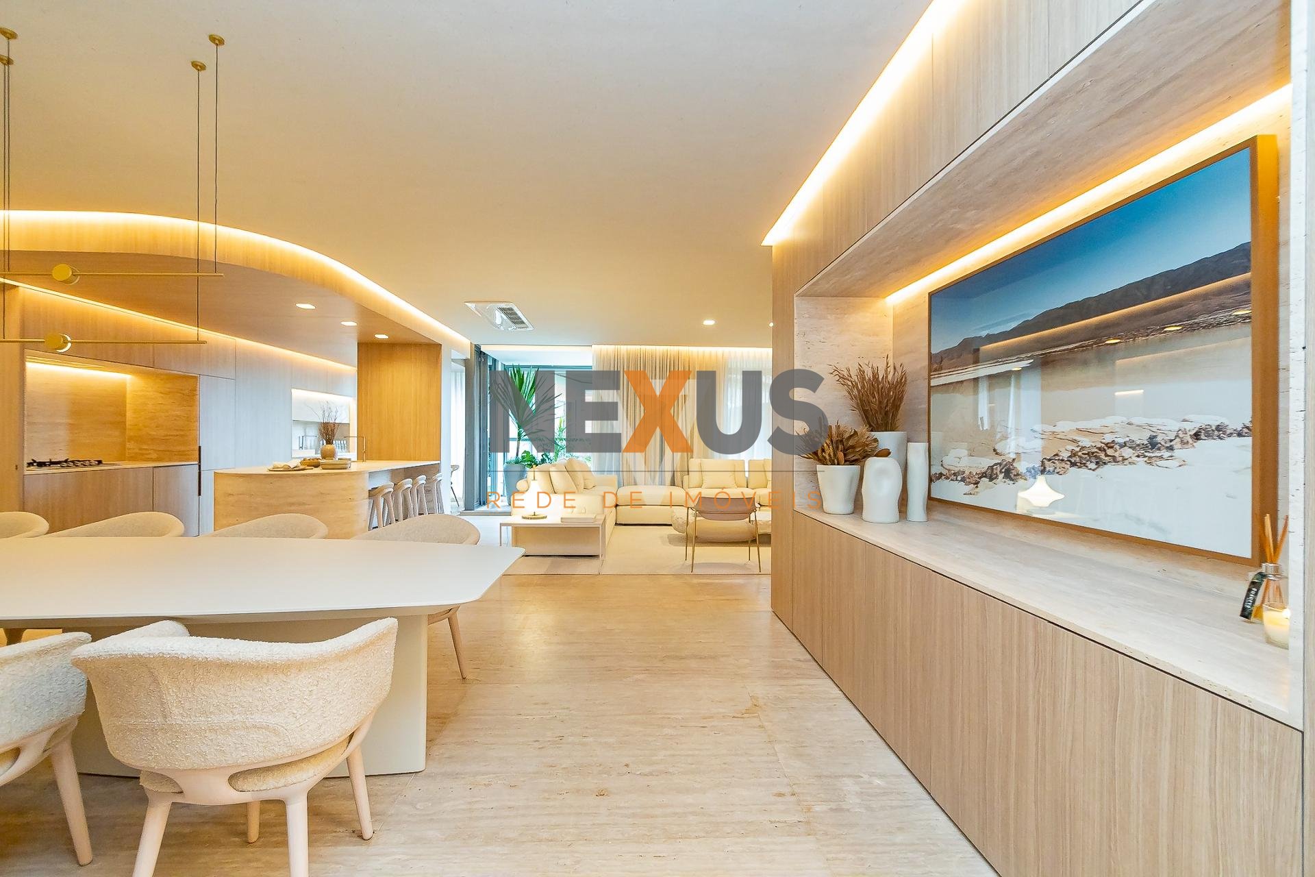 Apartamento com 3 quartos à venda, 195 m  por 1.845.000 - Ecov...