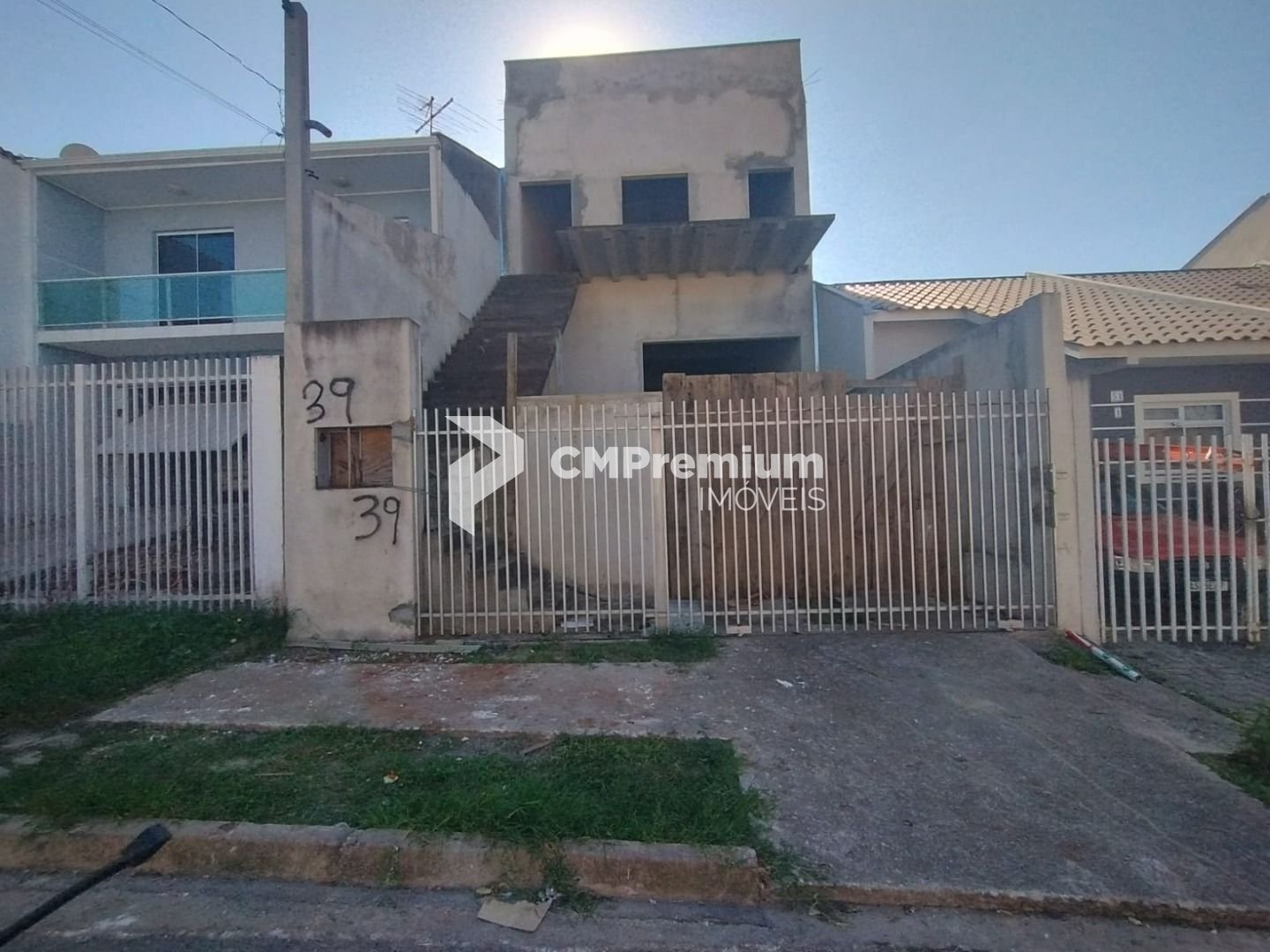 Barracão à venda, 160 m2 por R  399.000,00 - Ganchinho - Curit...