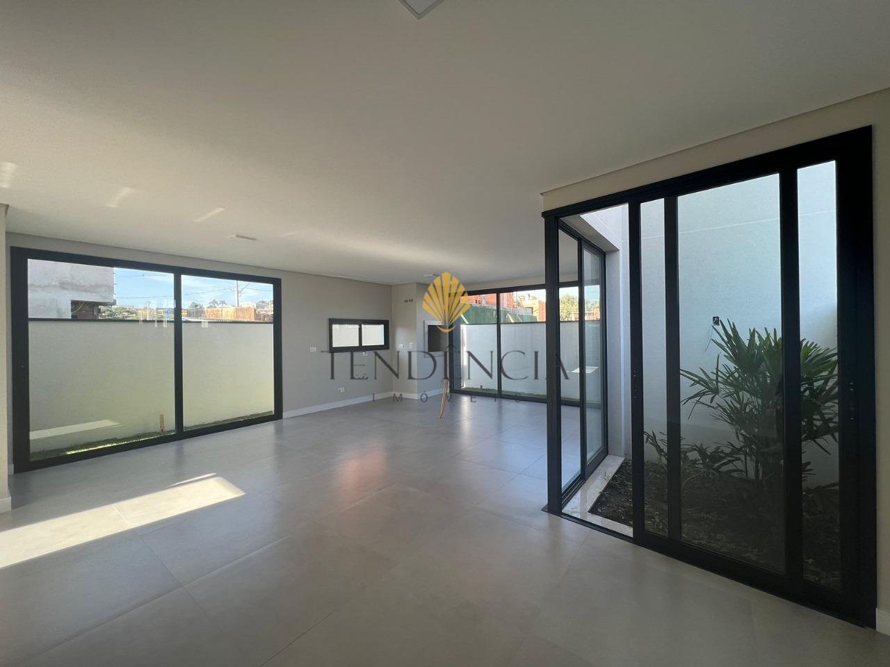 Casa com 3 suítes à venda, 183 m2, SANTA CÂNDIDA, CURITIBA - PR