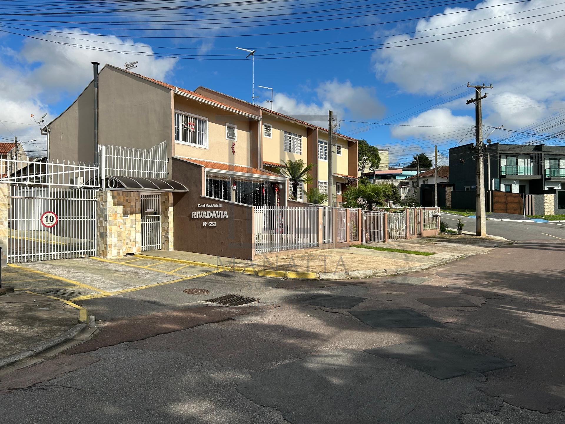 Sobrado com 3 quartos à venda, 90 m2, ALTO BOQUEIRÃO, CURITIBA...