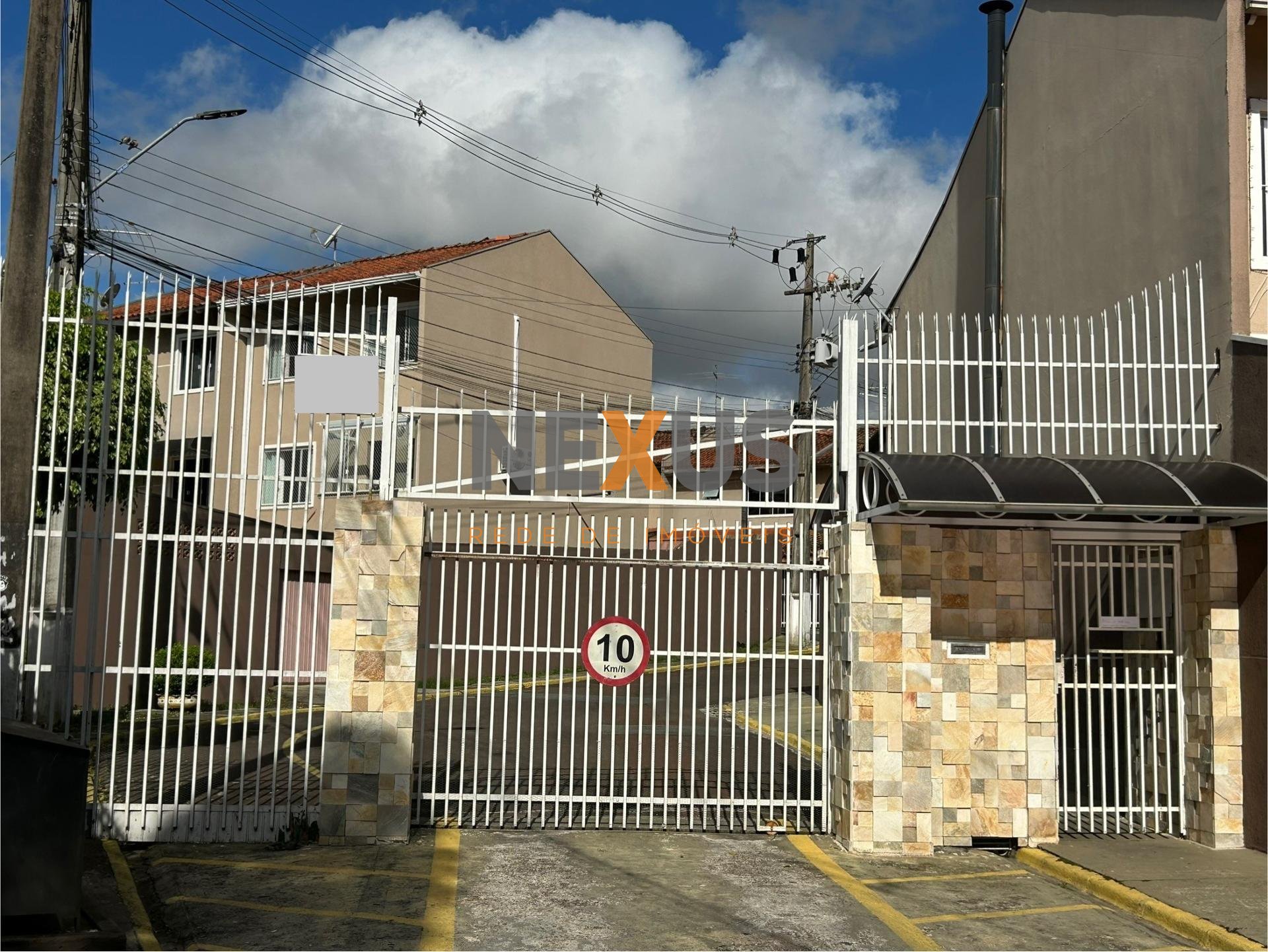 Sobrado com 3 dormitórios à venda,  90 m2, ALTO BOQUEIRÃO, CUR...