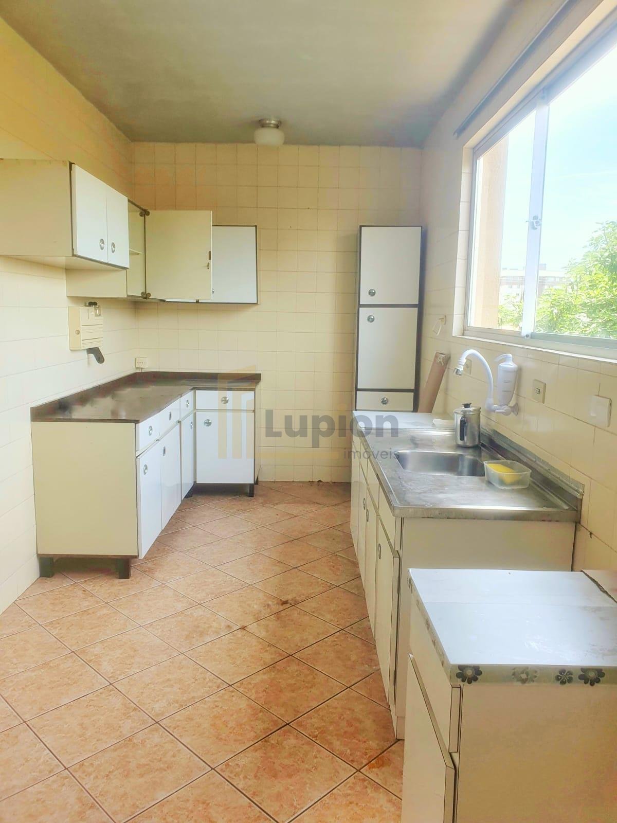 Apartamento com 3 dormitórios à venda, 68,10 m2, PORTÃO, CURIT...