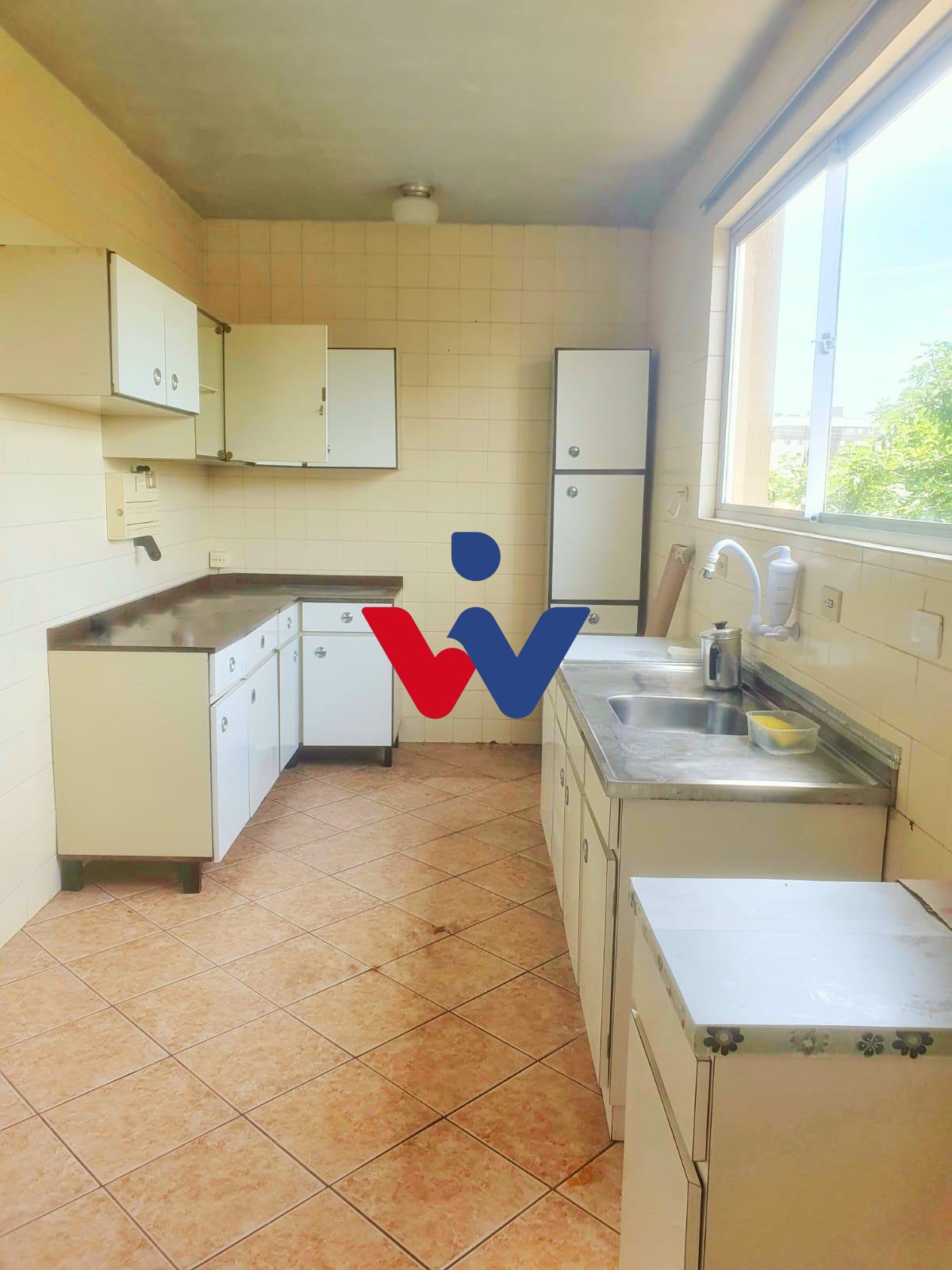 Apartamento com 3 dormitórios à venda, 68,10 m2, PORTÃO, CURIT...