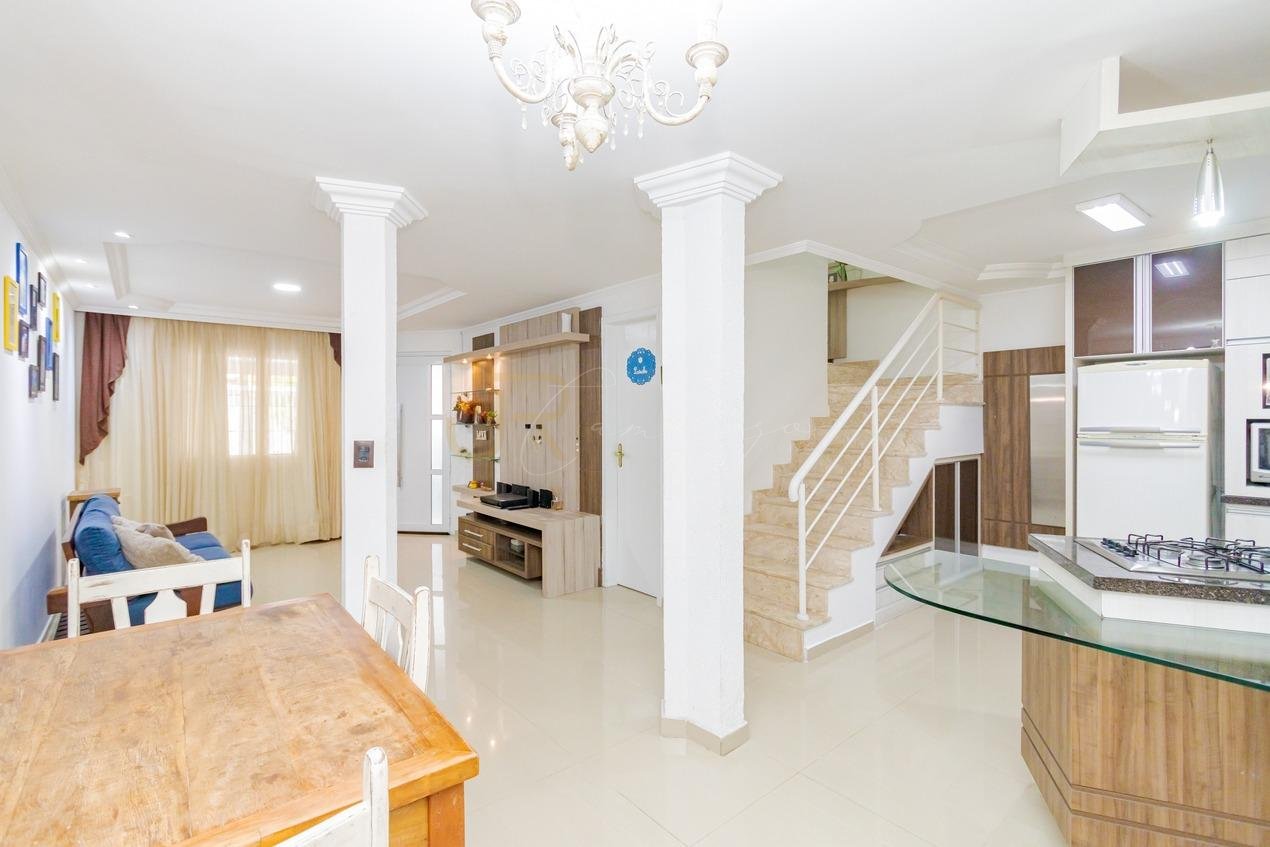 Sobrado com 4 quartos à venda, 177.36 m2, XAXIM, CURITIBA - PR
