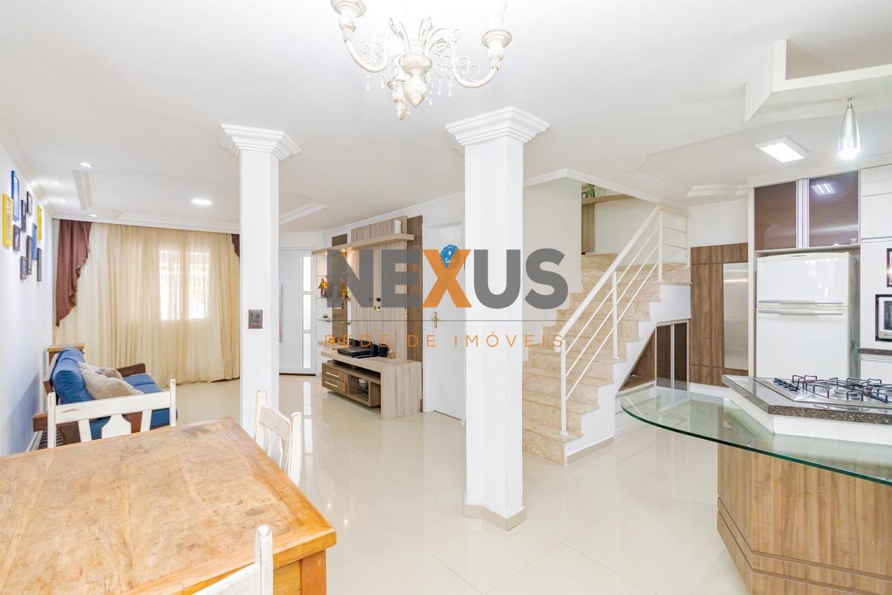 Sobrado com 4 quartos à venda, 177.36 m2, XAXIM, CURITIBA - PR