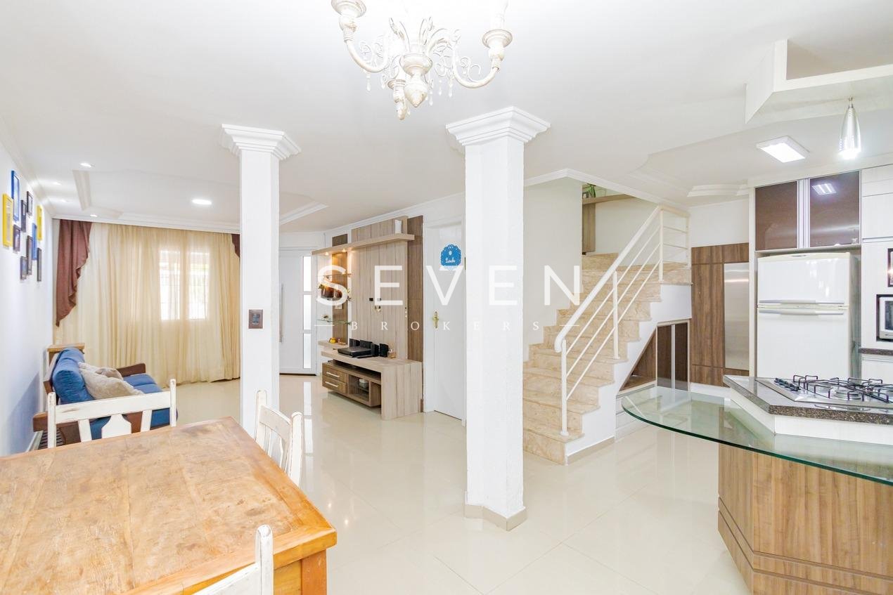 Sobrado com 4 quartos à venda, 177.36 m2, XAXIM, CURITIBA - PR