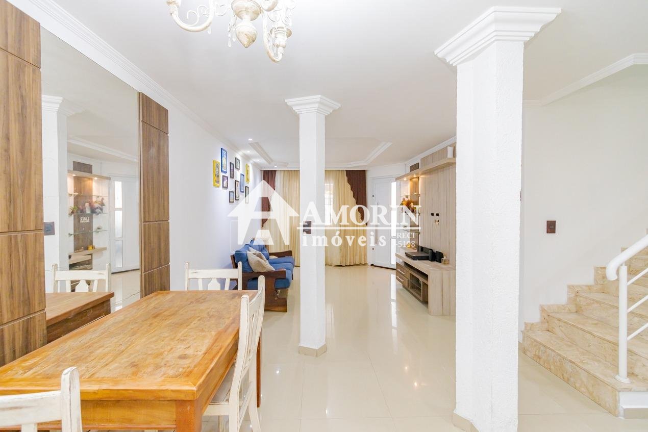 Sobrado com 4 quartos à venda, 177.36 m2, XAXIM, CURITIBA - PR
